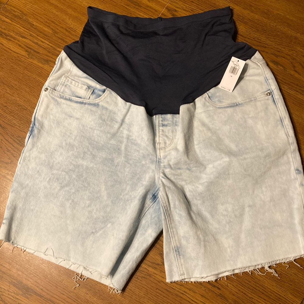 Old Navy Women’s Maternity Shorts